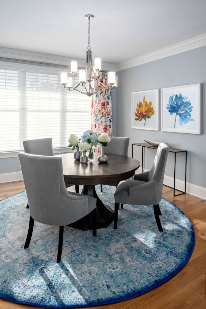 Floral Designs and patterns in a bright dining room