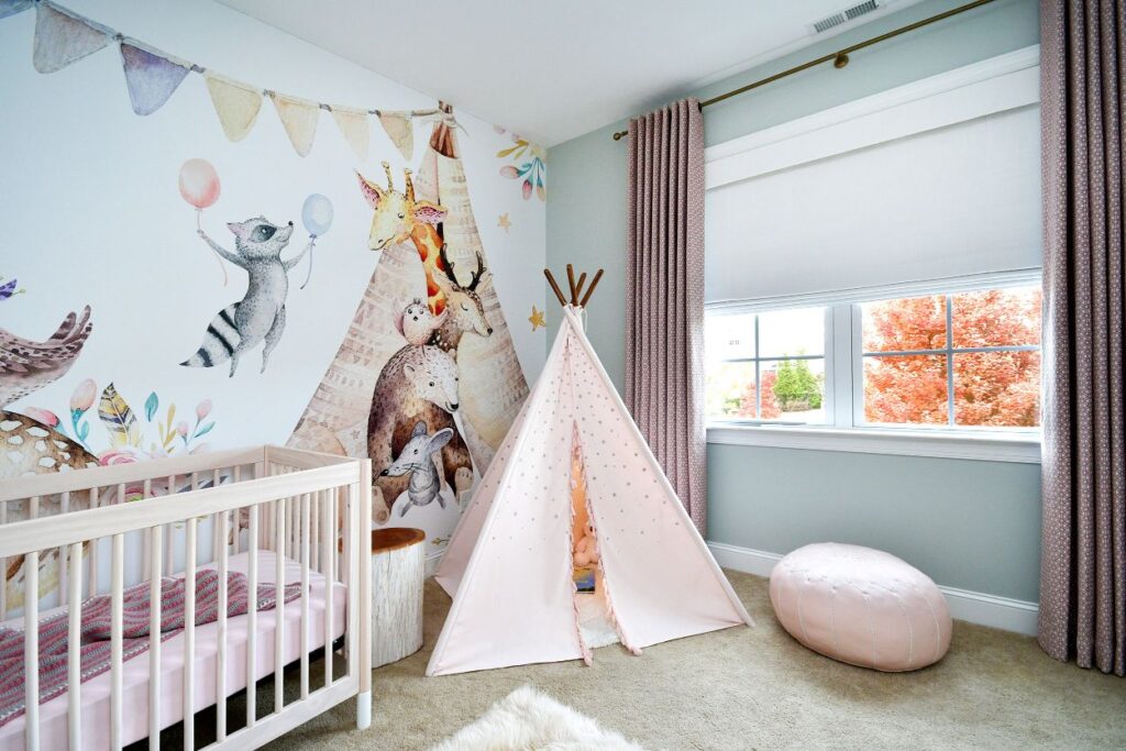 Pink and blue color schemes for children's bedrooms